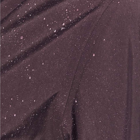 lululemon Rain Haven Jacket - Picture 6 of 12